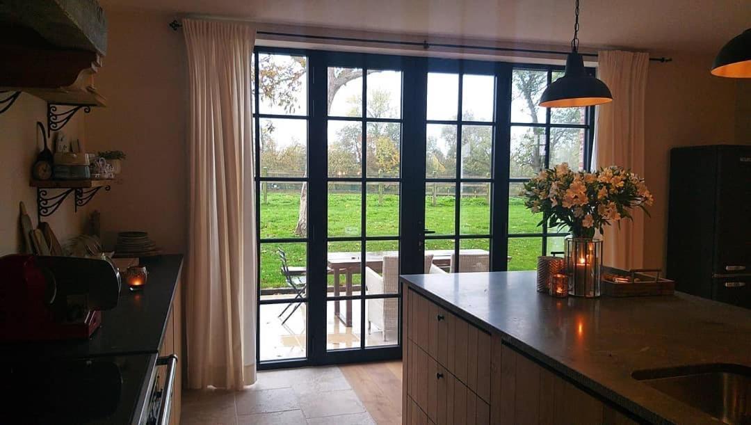 Muntershof Villa Velzeke-Ruddershove ภายนอก รูปภาพ